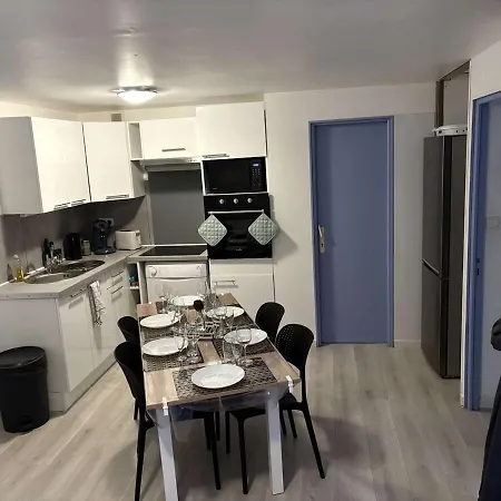 Holiday home Maison De Bord De